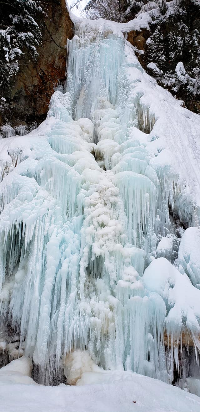 Let'go to Nanataki Falls Frozen Waterfall!