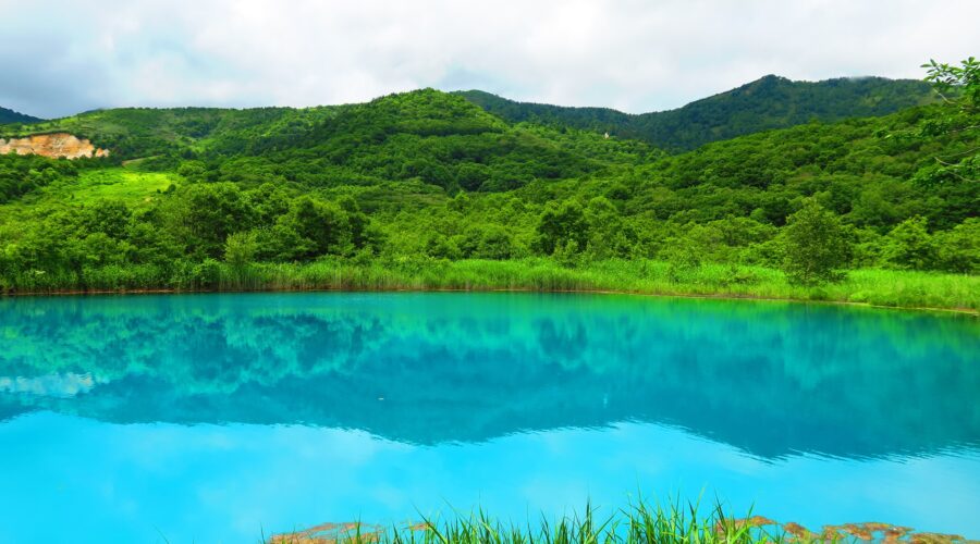 Take a Trip to a World of Visit Color – Discover Goshiki-numa Pond!